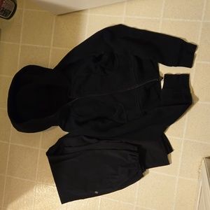 Lululemon Sweatshirt and Pants